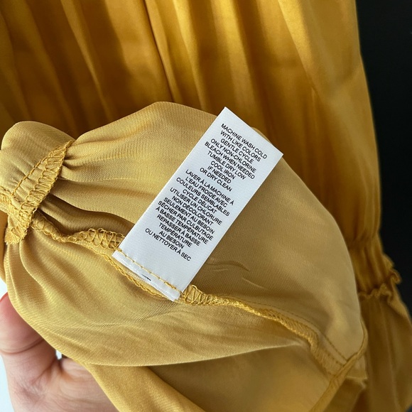 Tahari Tank - Small - Picture 5 of 6